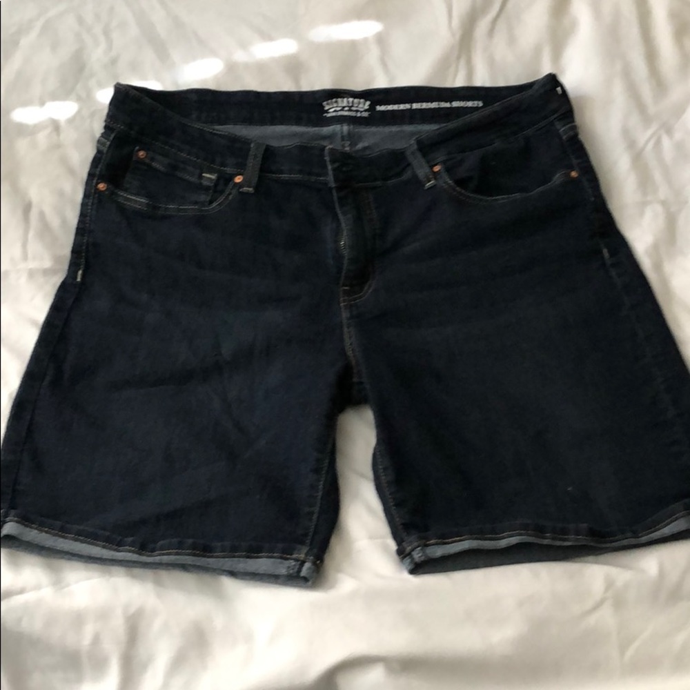 Levi’s Bermuda shorts
